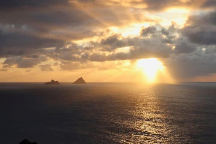 Skellig View Sunset Cliffs View Apartment Portmagee Dış mekan fotoğraf